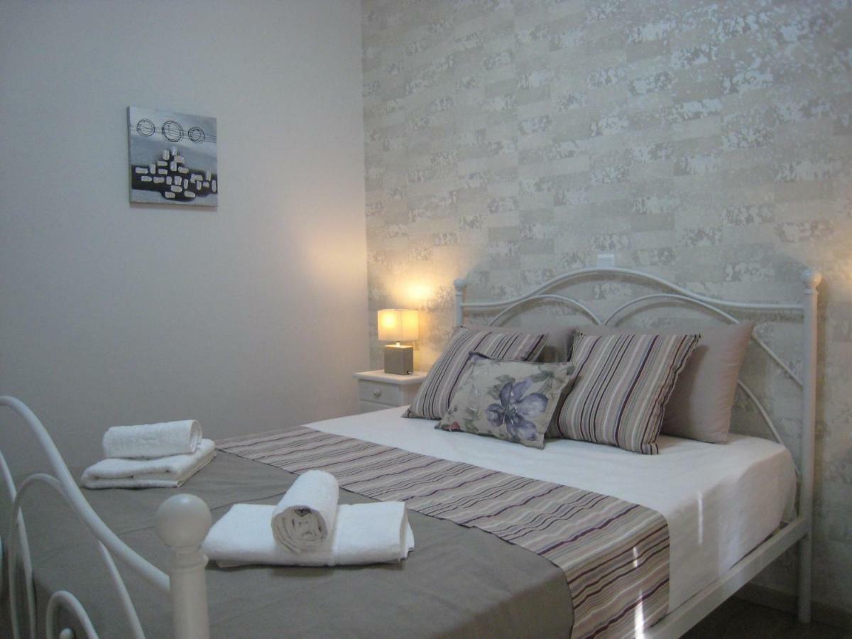 Marras Apartment Athen Exterior foto